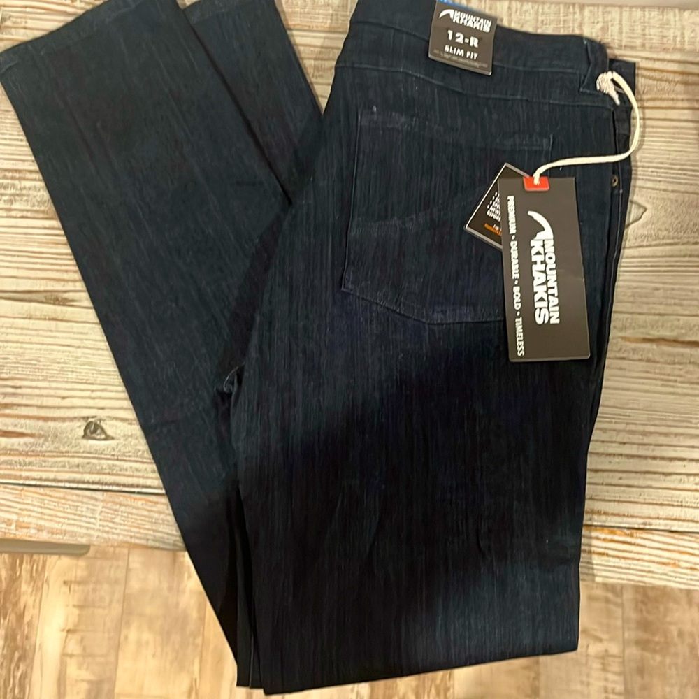 NWT Mountain Khakis Slim Fit Jeans